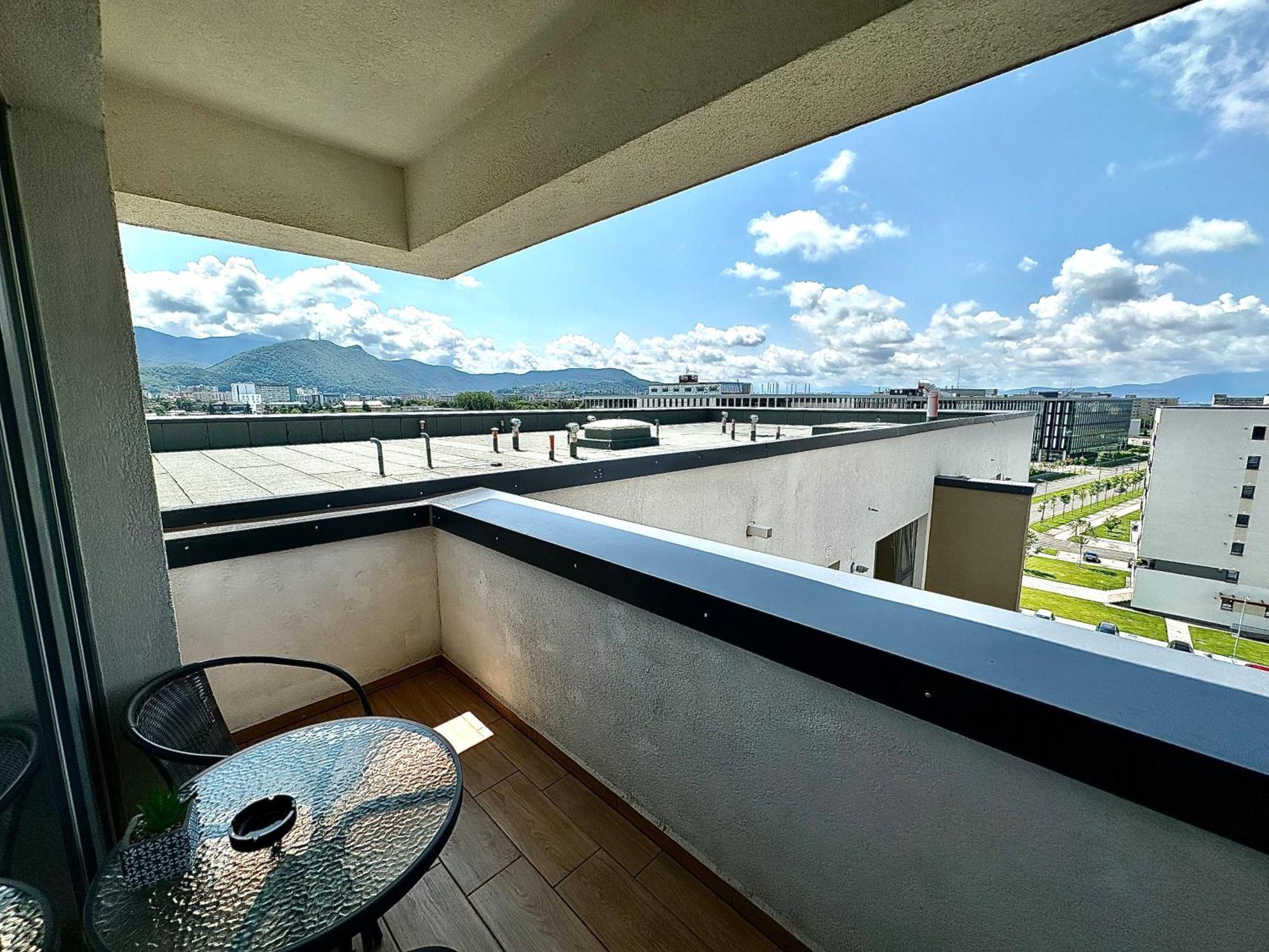 Apartment 4friendscoresibrasov Blue Brașov